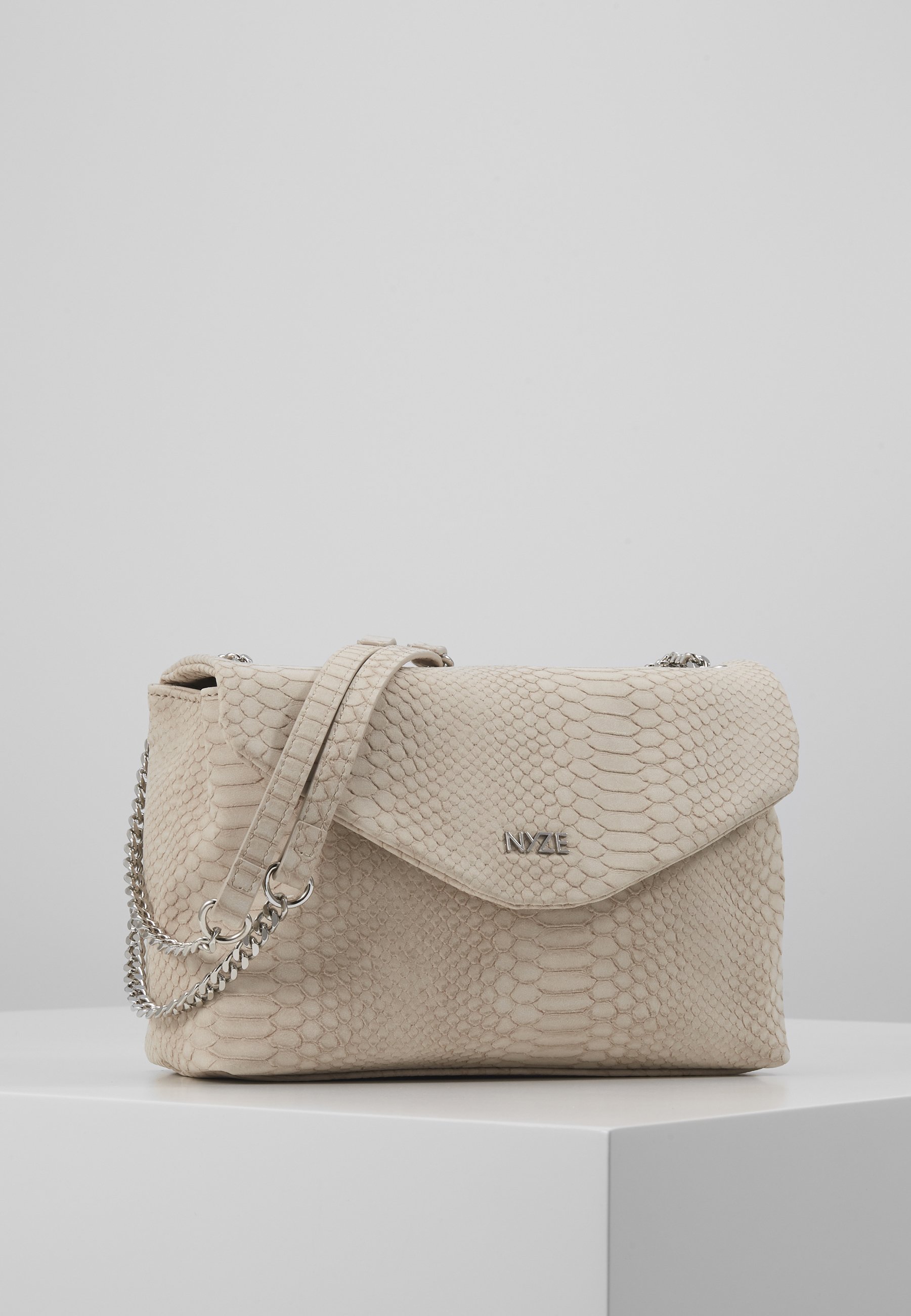 Nyze CROSSBODY BY LAURAJOELLE Skulderveske taupe Nyze CROSSBODY BY LAURAJOELLE Skulderveske taupe