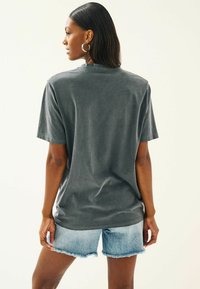 Next NIRVANA LICENSE  - T-shirts print - charcoal grey