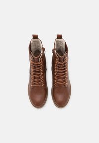 Anna Field Wide Fit Botins de atacadores - cognac