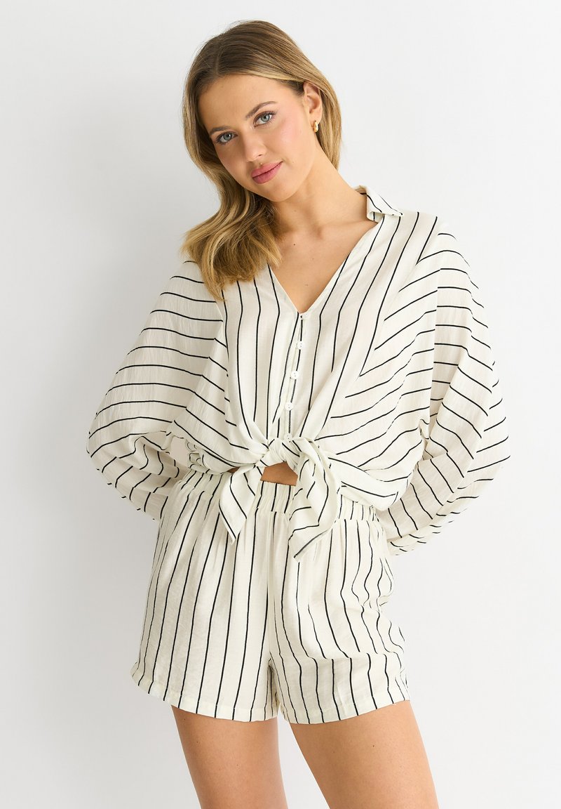GINI LONDON - BATWING STRIPE - Button-down blouse - off white, Enlarge