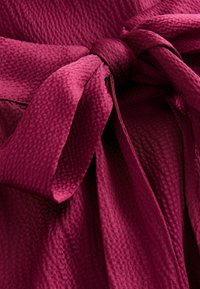 TALL - TEXTURED HALTER SLEEVELESS - Maxiklänning - burgundy red