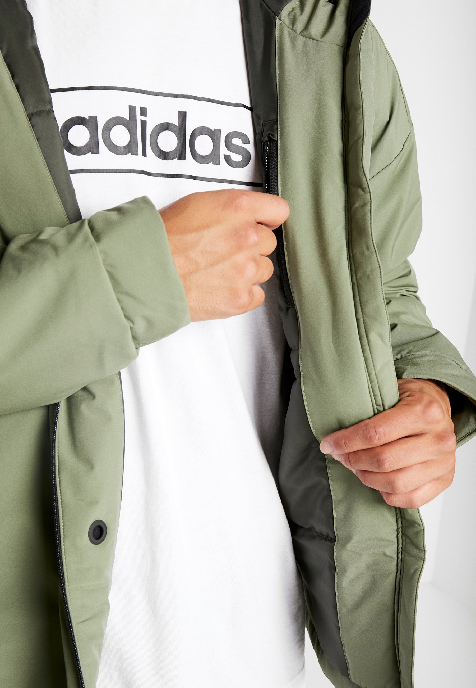 adidas Performance URBAN INSULATED Vinterjakke leggrn adidas Performance URBAN INSULATED Vinterjakke leggrn