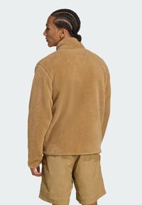 adidas Originals ESSENTIALS - Fleece jacket - cardboard
