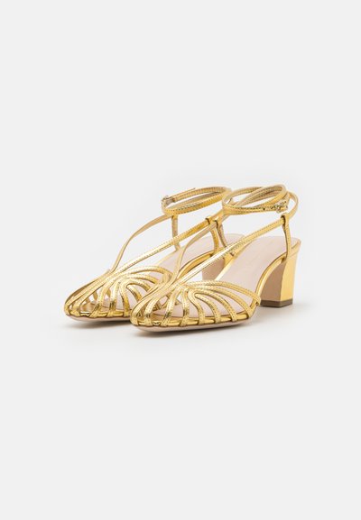 Loeffler Randall LIVVY LATTICE MID HEEL - Sandals - gold