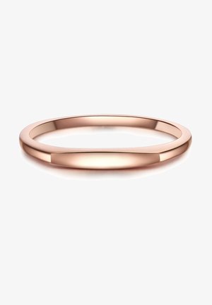 Ružovo-zlatý prsteň s hladkým, zaobleným dizajnom pásky. Má lesklý povrch, elegantný tvar a minimalističný štýl, ideálny na vrstvenie.