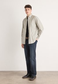 BOSS RICOPLUS_M - Camicia - grey/sand