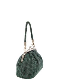 Borsa a pochette verde con design arricciato, chiusura a scatto in metallo argentato e manico testurizzato realizzato con piccole perline.
