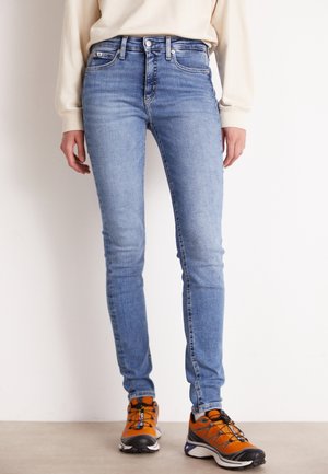 Vaqueros slim fit - light-blue denim