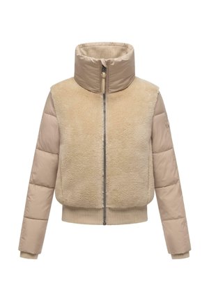 Beige lühike jakk kõrge kaelusega, millel on kohevad lambanahast esikülg ja siledad vahtmaterjalist varrukad, lõpetatud soonikuste mansettide ja äärtega.