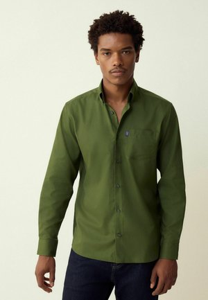 BUTTON DOWN OXFORD - REGULAR FIT - Skjorter - green