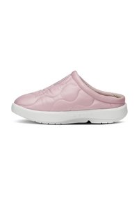 Mule rosa trapuntato, con punta arrotondata e texture morbida. Presenta una suola in gomma bianca e una sottile fodera interna per il comfort.