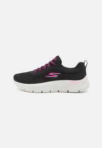 Skechers Performance - GO WALK FLEX BUNGEE - Walkingschuh - black/hot pink Thumbnail-Bild 1