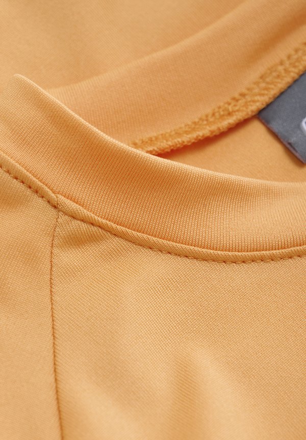 COTshirt - Print T-shirt - tangerine3