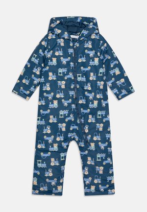 Mørkeblå vanntett jumpsuit med glidelås i front, hette og trykk av traktorer og dyr i myke farger.