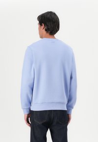 Lacoste Felpa - delphinium