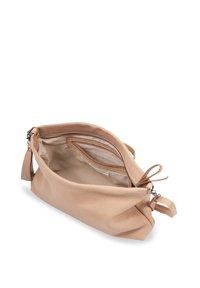 BIBA CAROLINA - Axelremsväska - beige