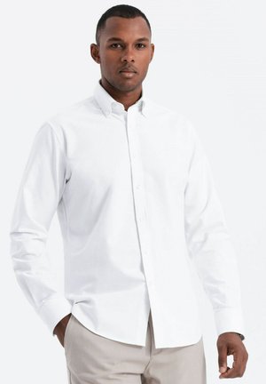 Ombre SHOS - Vapaa-ajan kauluspaita - white