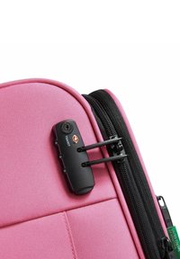 Delsey Paris Trolley - pink