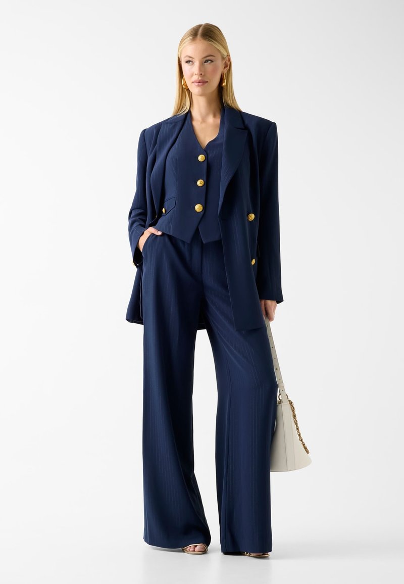 Blazer Guess By Marciano - Taille EU-54 / US-44 - Marine - Coupe Mince Extensible - Formel - Neuf Avec étiquettes