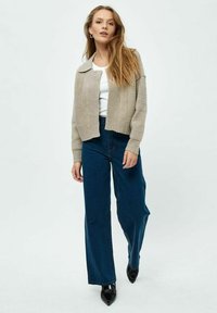 PEPPERCORN PCPAM GRS  - Neuletakki - feather gray