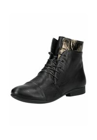 Stivaletti neri in pelle con punta appuntita, design con lacci e un accento metallico oro testurizzato al colletto. Finitura liscia su tutta la scarpa.
