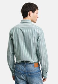 GANT Camisa - deep forest green