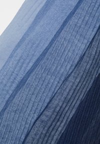 s.Oliver LOOP MIT PLISSEEFALTEN - Écharpe tube - navy