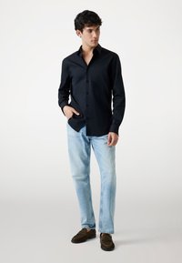 Guess Shirt - schwarz