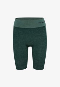 Ej vald, green gables garden topiary me