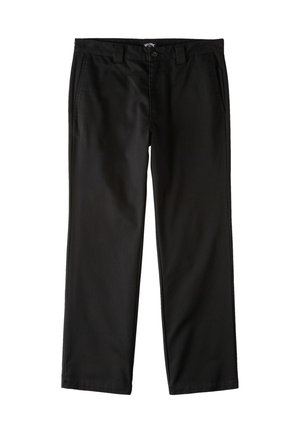 Pantalons noirs à jambe droite en tissu lisse, dotés de poches avant, d'une fermeture à bouton et de passes de ceinture. Design minimaliste sans motifs.