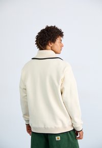Ellesse SHERIDAN 1/4 ZIP - Sudadera - off white