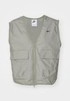 W NSW ESSTL WVN LSE CRGO VEST - Vesta - light army/black