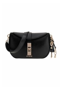 Sac à main en cuir noir avec une forme incurvée, une quincaillerie dorée, un logo en accent et une bandoulière amovible. Comprend un détail porte-clés.