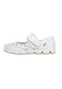Chaussure blanche avec un motif floral perforé à l'avant, sangle réglable, semelle texturée et bout arrondi. Semelle extérieure en caoutchouc pour une meilleure adhérence.