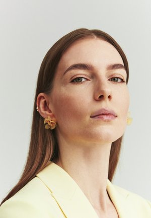 TATUUM, ARTICLE TAG: JEWELLERY - ARTICLE NAME: FRILLE - Orecchini - light yellow