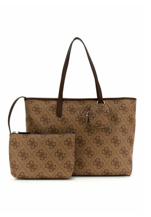 Sac fourre-tout marron et pochette assortie avec des anses marron foncé, tous deux ornés d'un motif monogramme répétitif et d'accents logo "Guess".