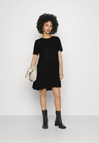 VERO MODA Curve Abito Camicia Corto – VMBUMPY Short Dress – Con Cintura E Tasche Sul Petto - 2