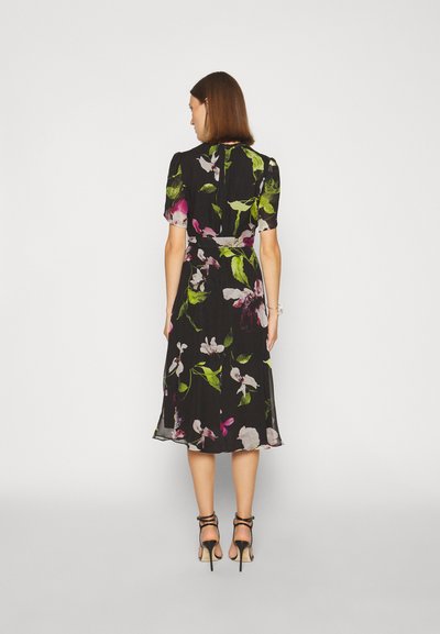 Erdem BELTED SHORT SLEEVE DRESS - Jurk - black