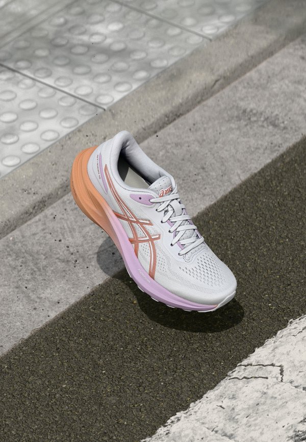 GT-1000 13 - Laufschuh Straße