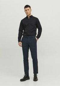 Jack & Jones JPSTMARCO JJCONNOR - Chino - sailor blue
