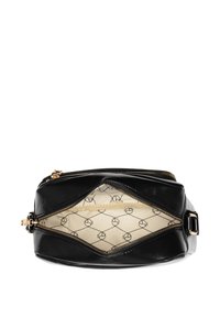 Borsa a mano in pelle nera con chiusura zip, hardware dorato e interno beige a motivi con scomparti. Texture liscia e forma strutturata.