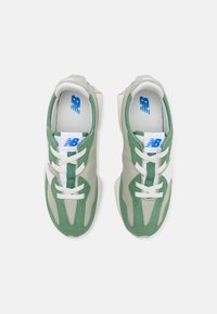 New Balance Sneaker low - green