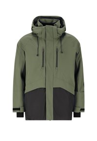 Herren isolierte Jacke in Olivgrün mit schwarzen Akzenten, mit hohem Kragen, verstellbare Kapuze und zwei senkrechten Brusttaschen mit Reißverschluss.
