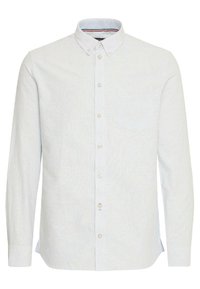 Hellblaues Hemd mit Knopfleiste, weißen und hellblauen Streifen, langen Ärmeln, einem Button-Down-Kragen und einer Brusttasche. Aus Baumwollmaterial.