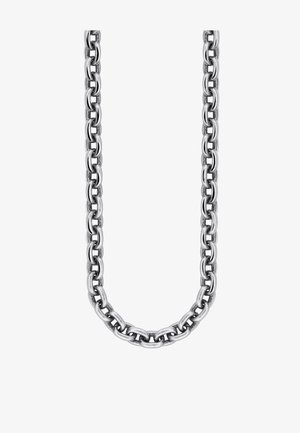 Silberne Metallkette mit dicken, abgerundeten rechteckigen Gliedern, gleichmäßig auf weißem Hintergrund angeordnet.