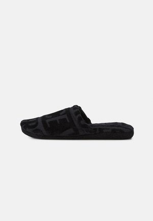 Versace BATH SLIPPERS - Slippers - black