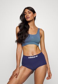 adidas Sportswear SCOOPED BRALETTE REMOVABLE COOKIES - Corpete - blue