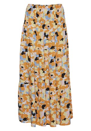 Bloemrijke maxi rok met een smock taille, met een patroon van gele, oranje, zwarte en lichtblauwe bloemen op een witte achtergrond.