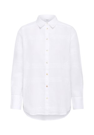 Bijela bluza s dugim rukavima i dugmadi, s ovratnikom, detaljima od čipke i blago zaobljenim rubom, prikazana na jednostavnoj pozadini.