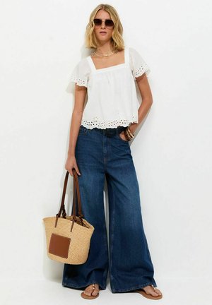 New Look, WHITE EMBROIDERED SQUARE NECK BLOUSE - Blouse - white